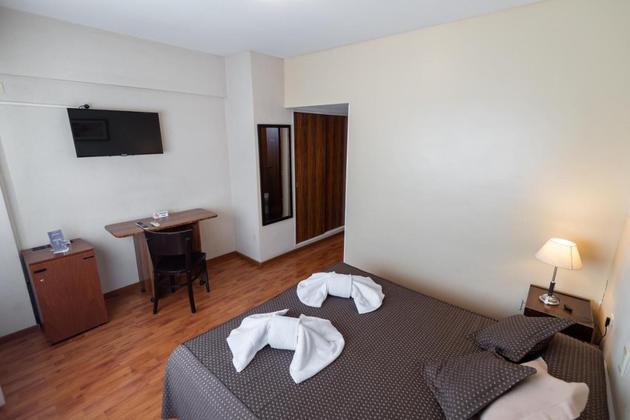 Viasui Hotel บัวโนสไอเรส ภายนอก รูปภาพ