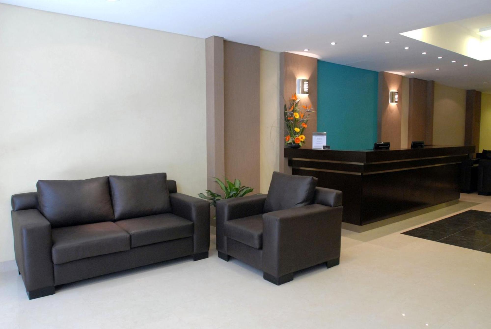 Viasui Hotel บัวโนสไอเรส ภายนอก รูปภาพ